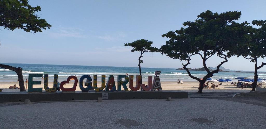 Ocean music in Pitangueiras photo 3