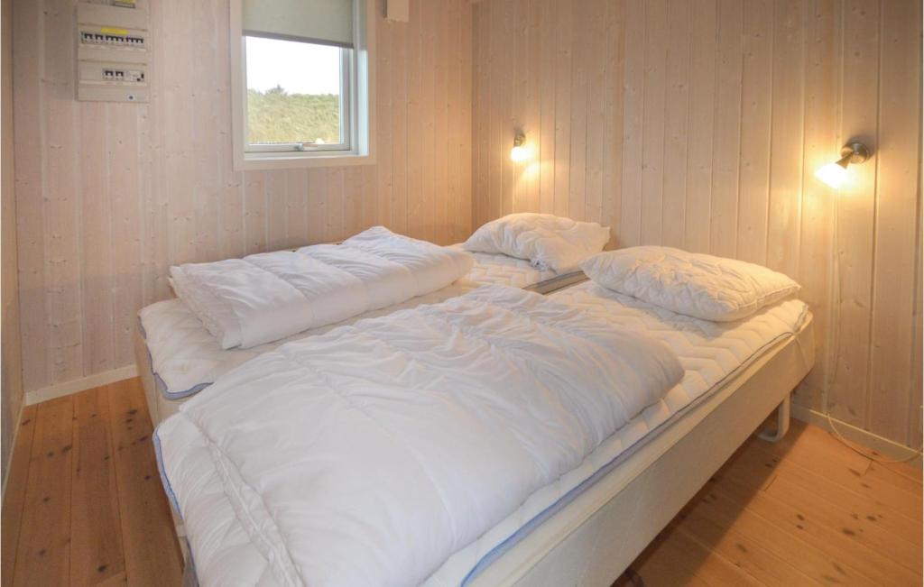 Nice Home In Hirtshals With 3 Bedrooms photo 4