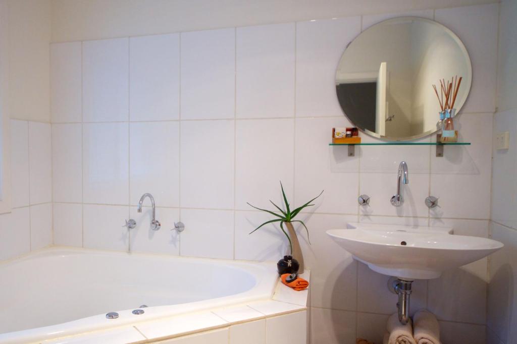 Healesville Apartments photo 3