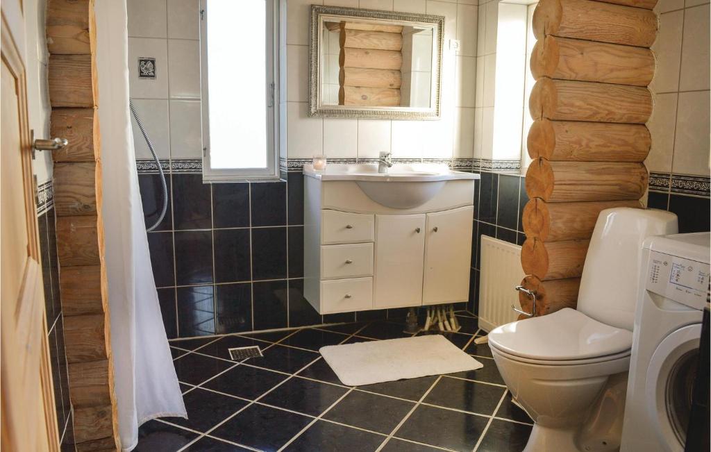 Beautiful Home In Skjern With 2 Bedrooms photo 4
