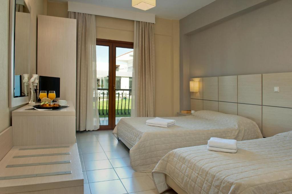 Aristotelis Hotel photo 3