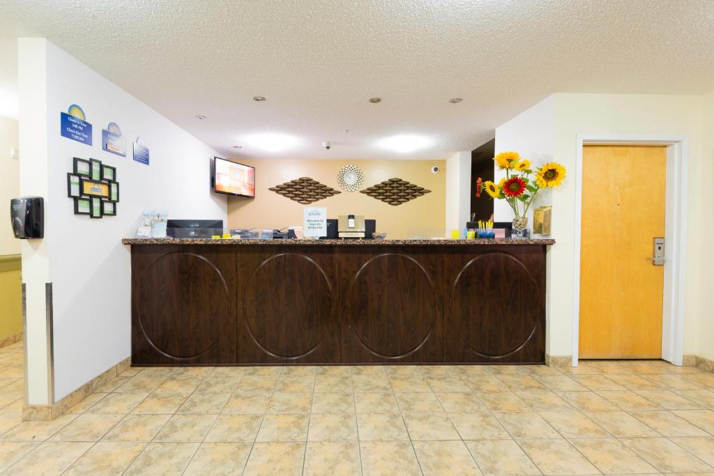 Days Inn by Wyndham Bonnyville photo 4