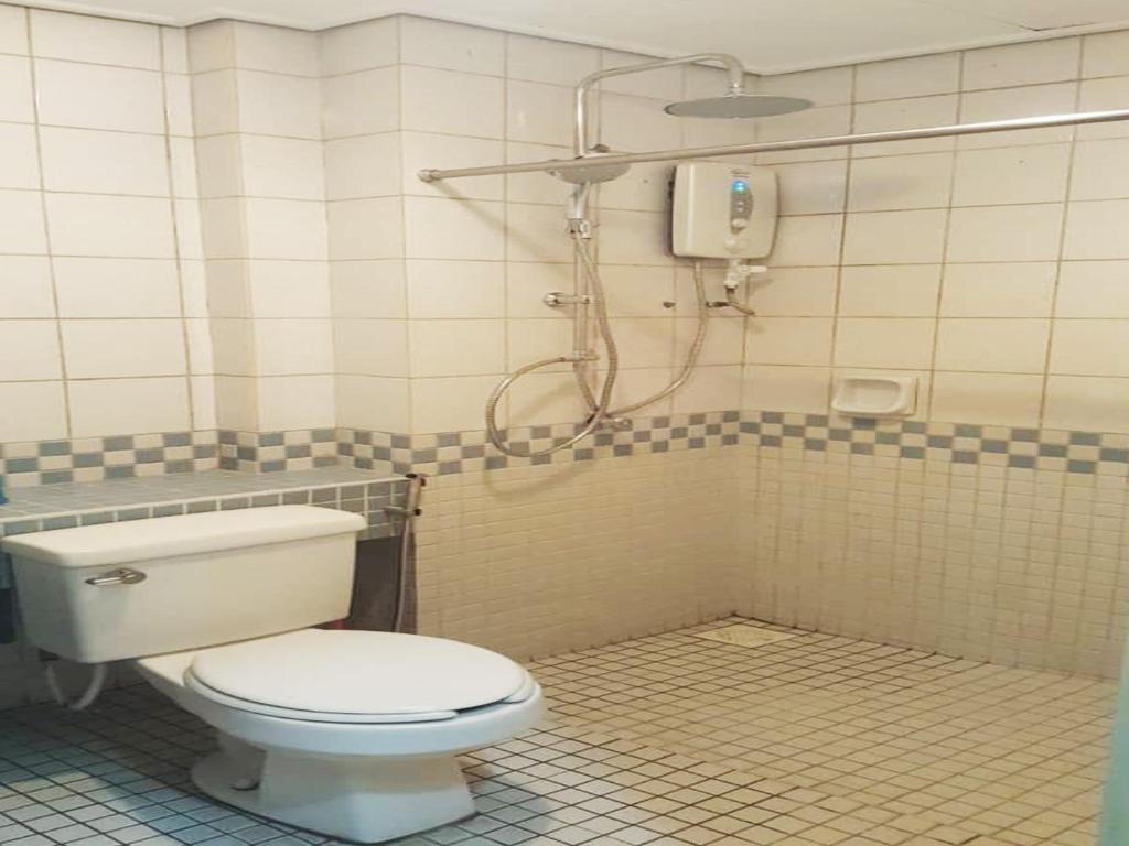Seri Bulan Holiday Apartment Affordable 2BR Beachside Stay in Teluk Kemang, PD - Tap to explore photos