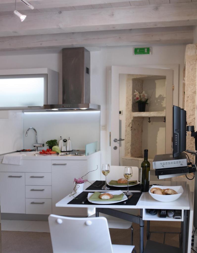 Студио (Номер-студио - Svetog Durda 16 Street), Miro Studio Apartments