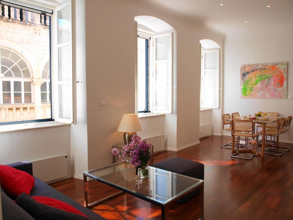 Апартаменты (Апартаменты с 2 спальнями - Gunduliceva poljana 7 (Старый город)), Miro Studio Apartments