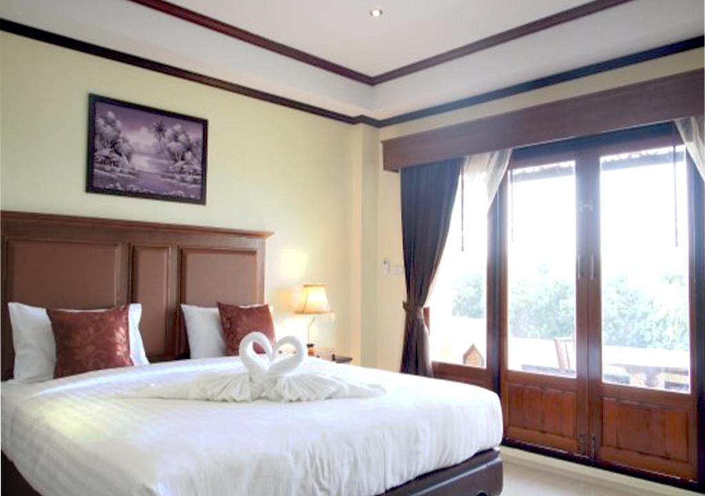 I Boutique Hotel - Tap to explore photos