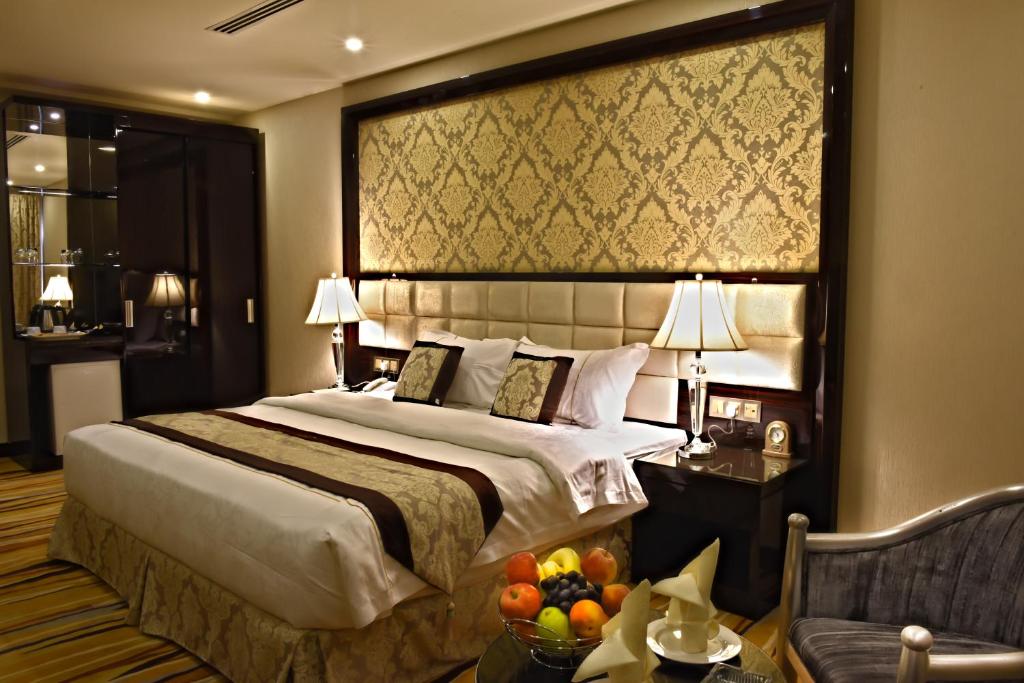 Garden Plaza Hotel photo 2