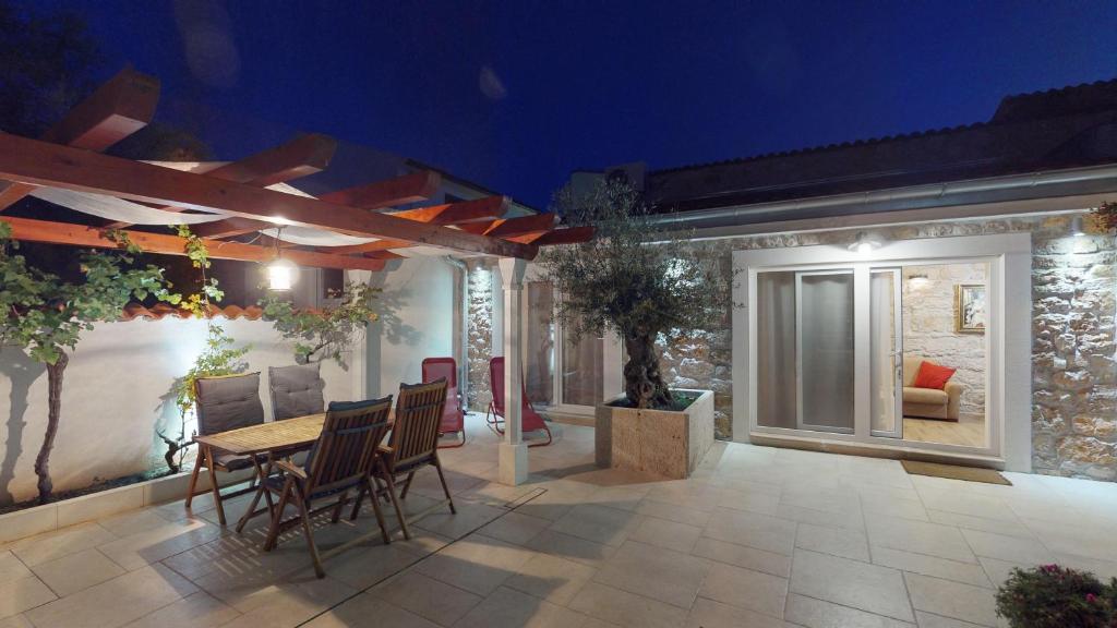 Villa Lantina photo 2