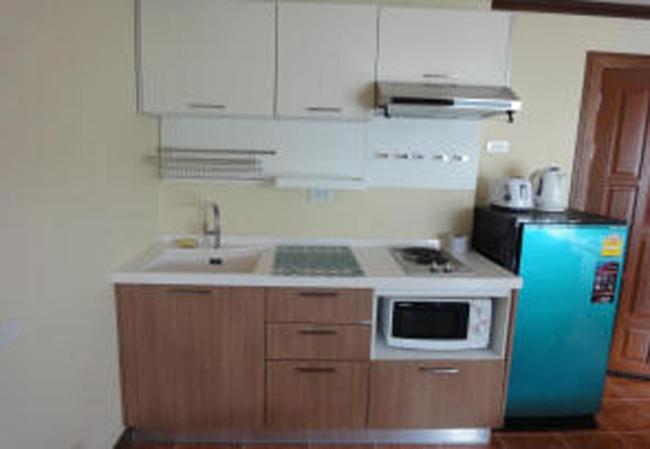 Студио (Номер-студио с балконом), Patong Karlssons Hotel