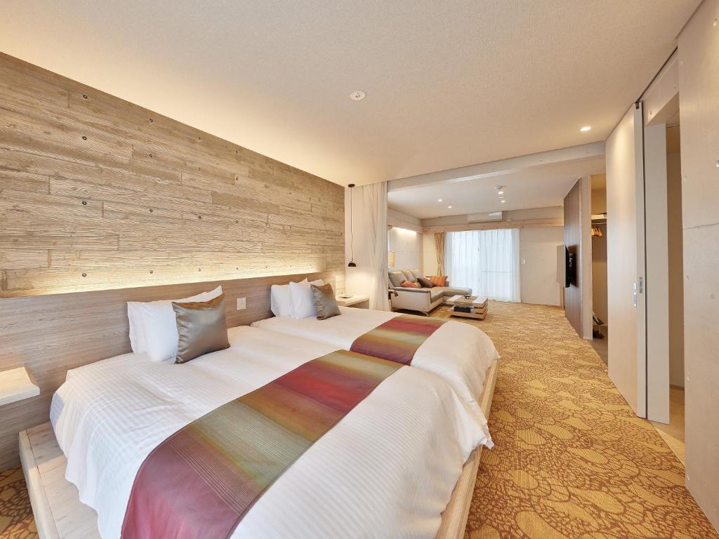 Yomitan Condhotel ND photo 1