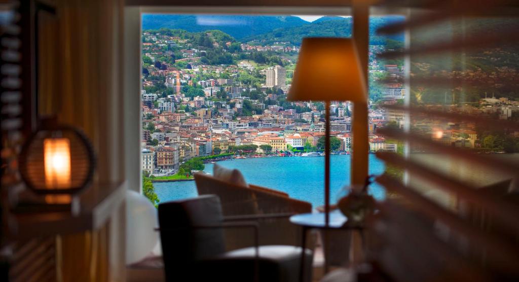 Сьюит (Классический полулюкс с видом на озеро), The View Lugano