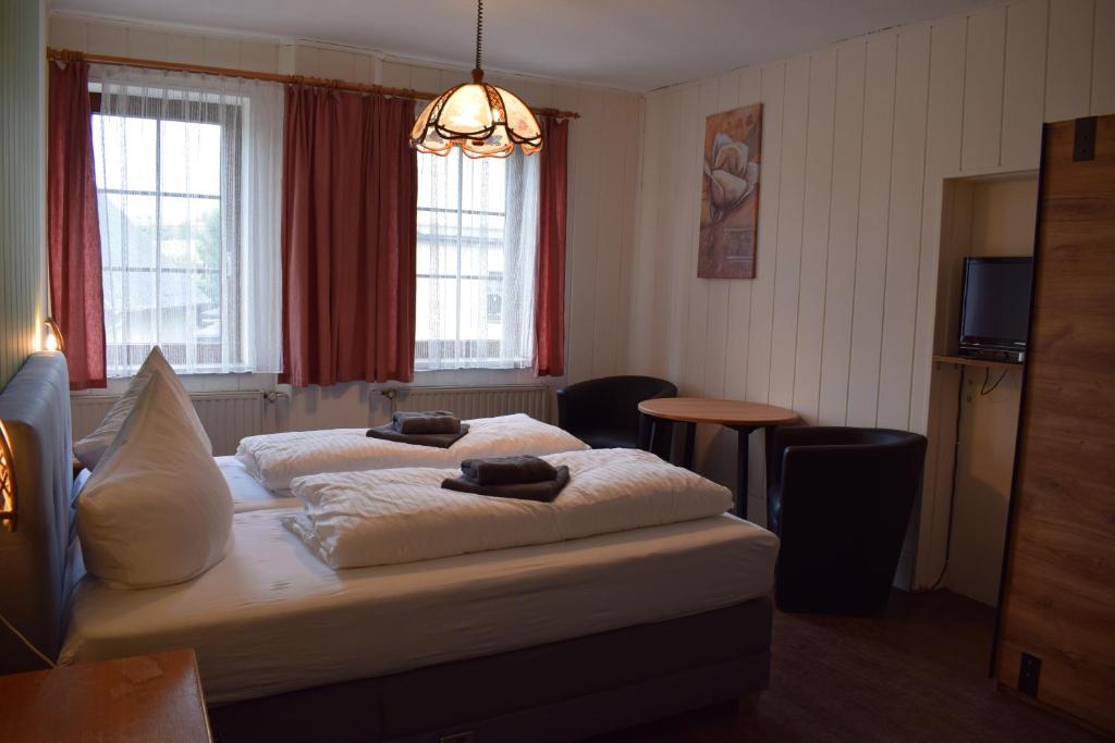 Landhotel "Lichte Aue" Lichtenau photo 1