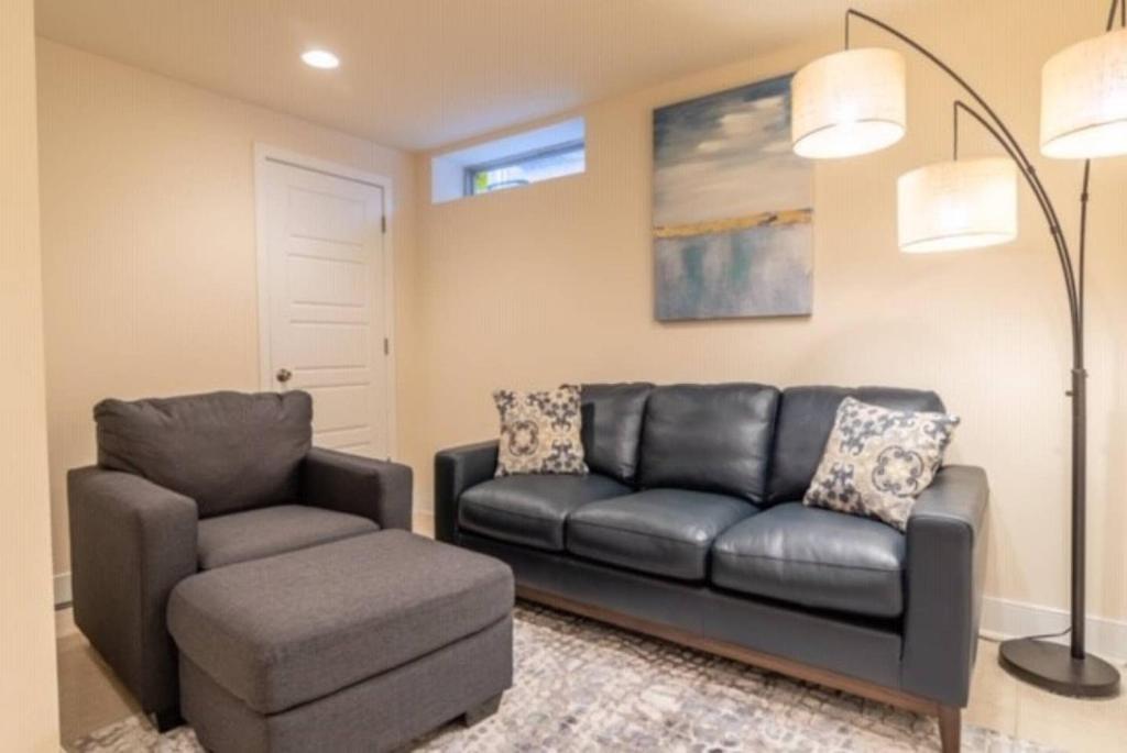 Beautiful Lux 4 Bedroom*Near PENN/CHOP*Roof Deck photo 1