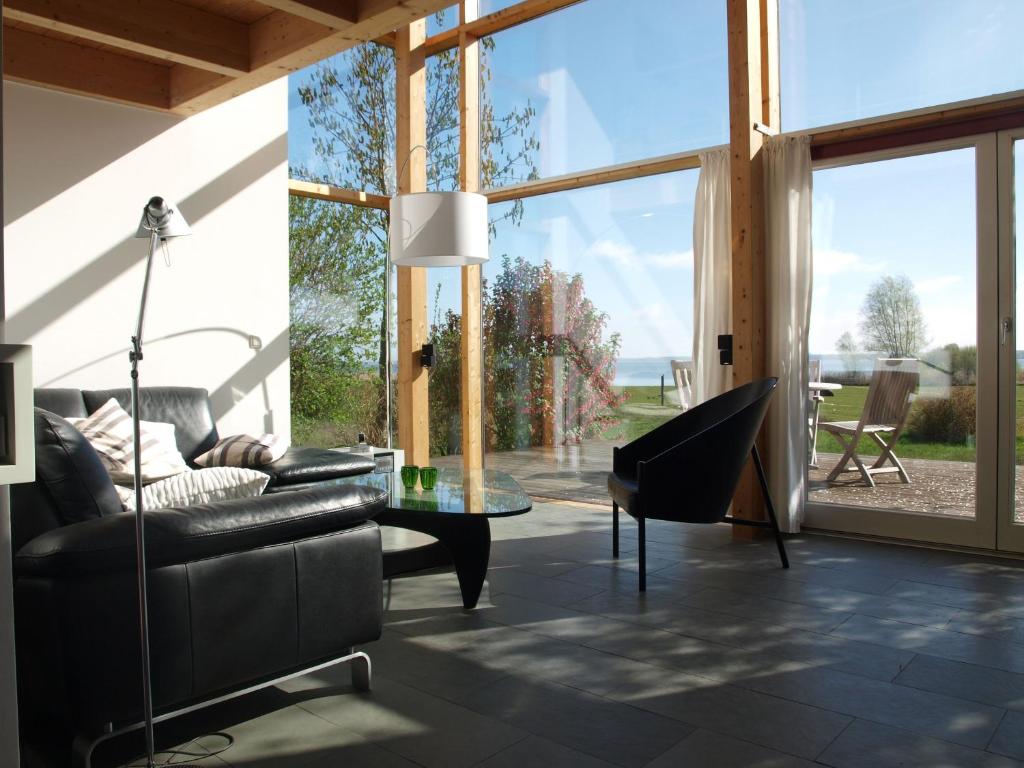 Ein Traum aus Holz und Glas photo 3