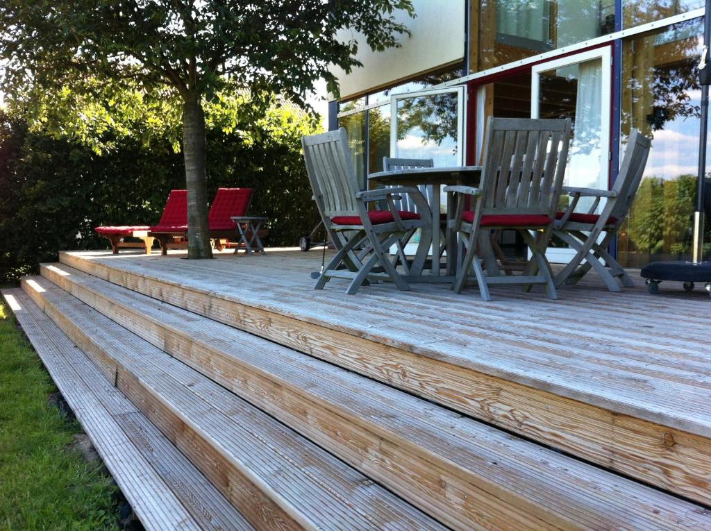 Ein Traum aus Holz und Glas photo 1