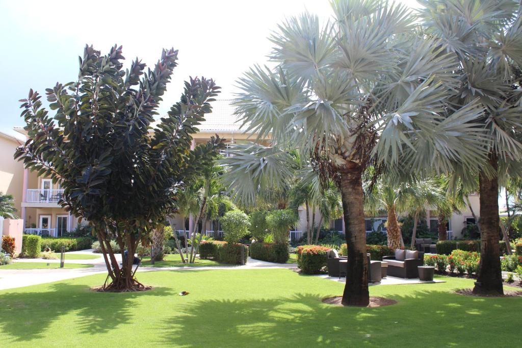 The Grand Caymanian Resort photo 2