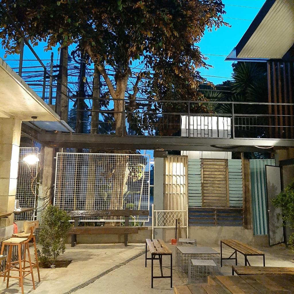 The Flying Fish Hostel Cebu photo 3