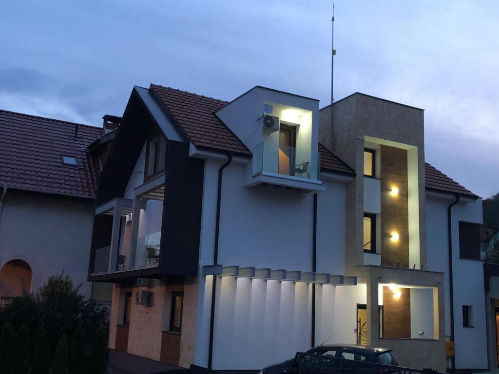 Luxury Apartments 88 photo 3