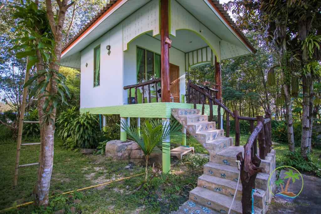 Трехместный (Улучшенный трехместный номер), Koh Kood Garden House