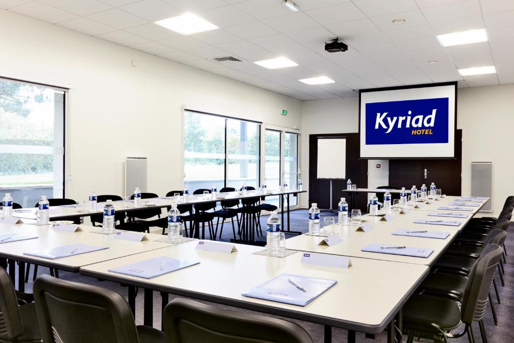 Kyriad Hotel Laval photo 3