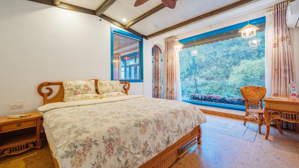 Двухместный (Номер Делюкс с кроватью размера «king-size»), Yangshuo For Love Inn