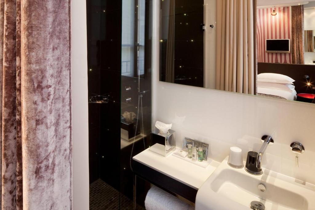 Двухместный (Улучшенный двухместный номер с 1 кроватью), Hotel Georgette