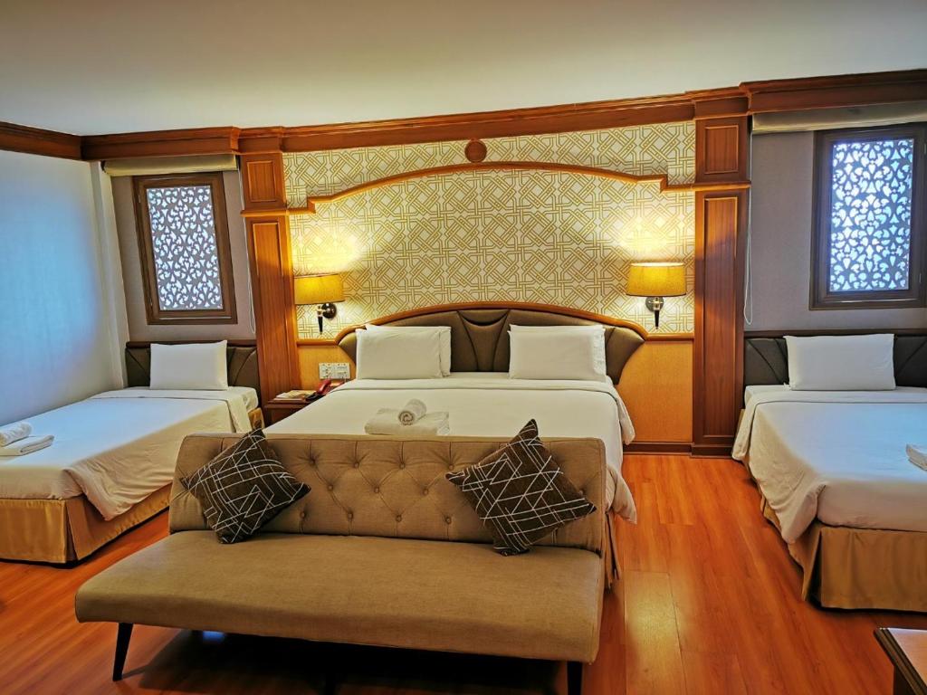 Sakol Hotel photo 2