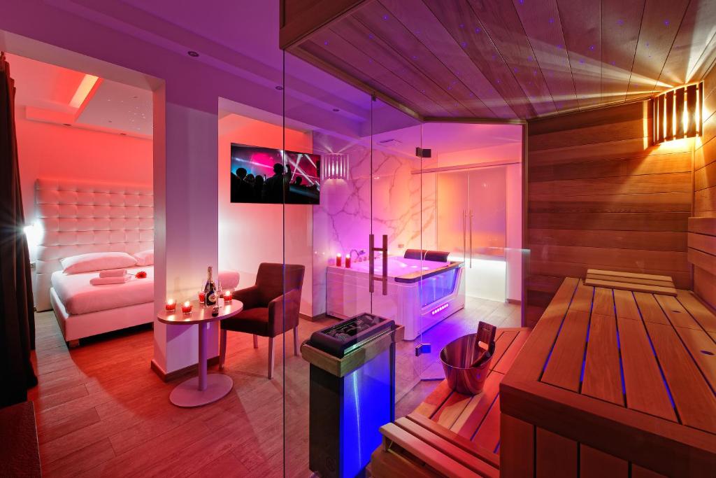 Двухместный (Номер Wellness с собственной гидромассажной ванной), Отель Aura Design & Garden Pool