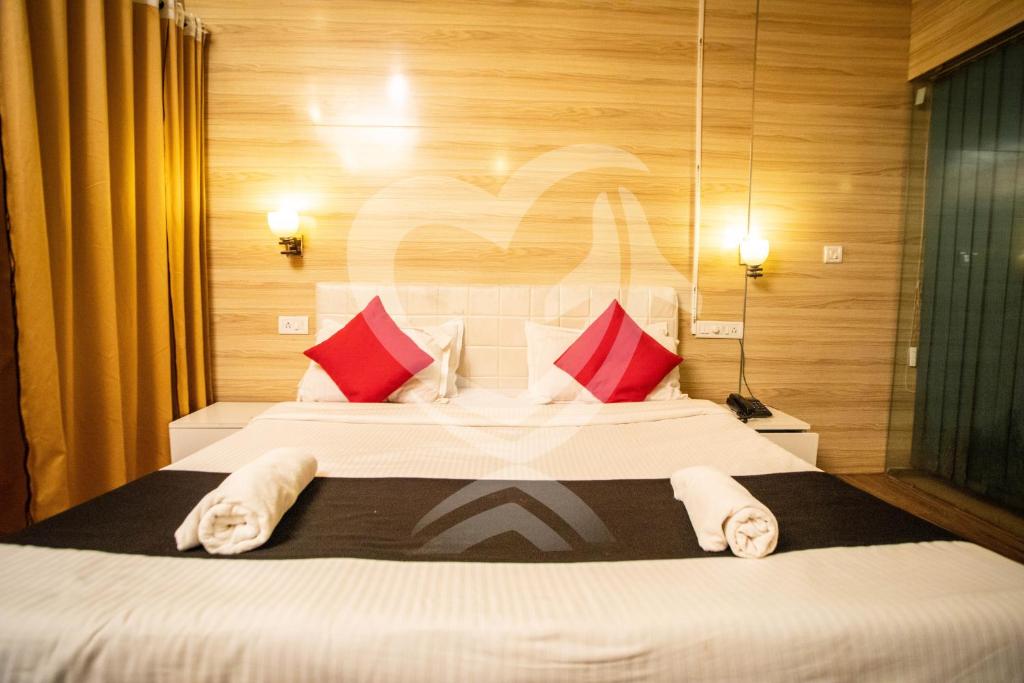 Zulu Land cottages - near Curlies beach shack and shiva valley - Anjuna beach photo 2