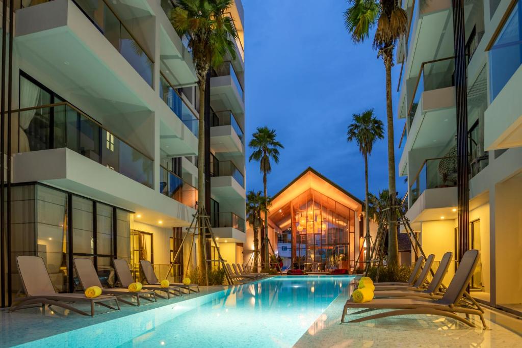 Surin Beach Residence photo 1