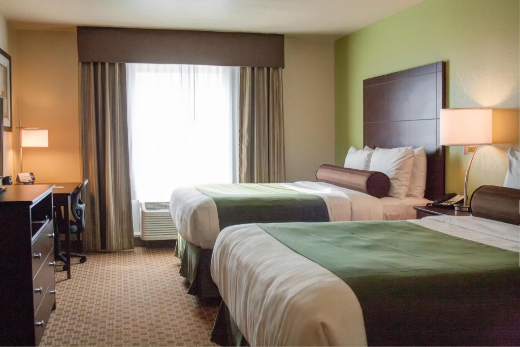 Cobblestone Inn & Suites - Waverly photo 4