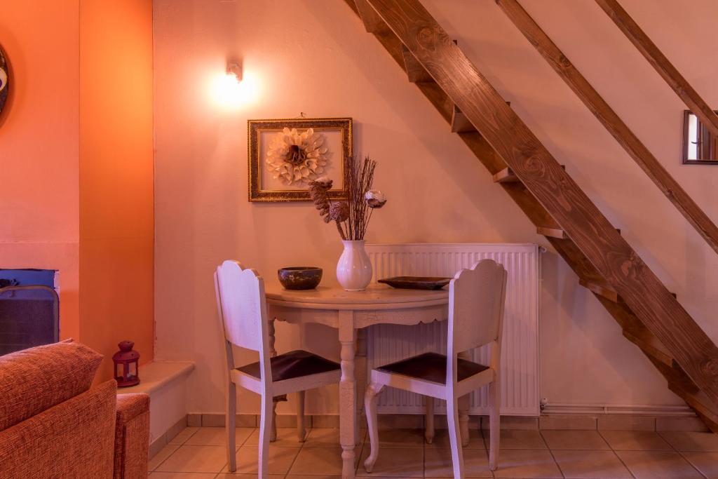 Katsarou Apartments photo 4