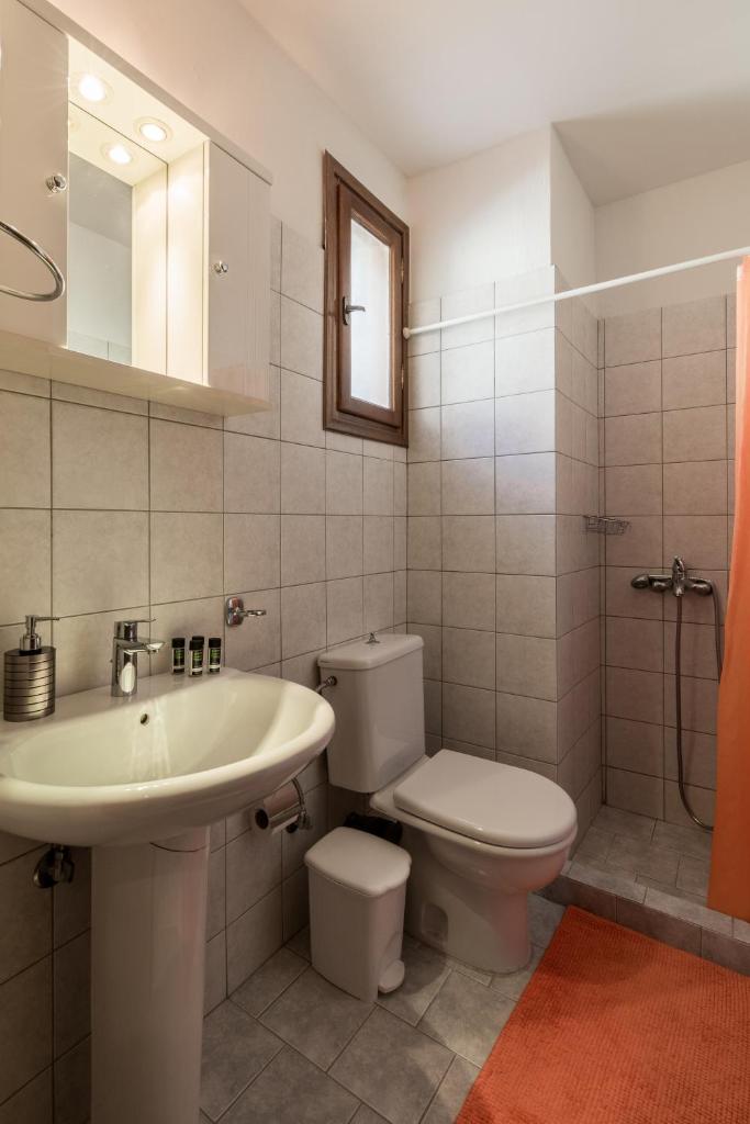 Katsarou Apartments photo 2