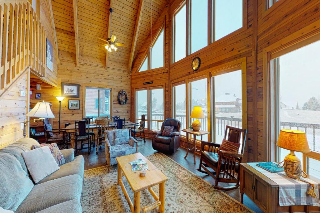 Kick Back Cabin photo 1