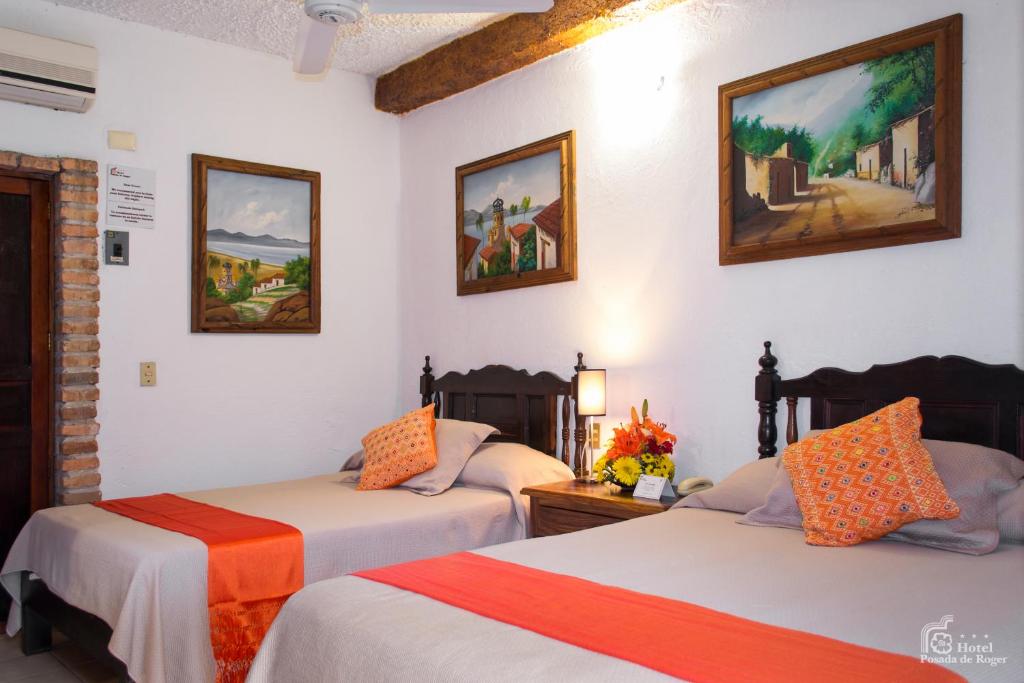 Четырехместный (Двухместный номер с 2 двуспальными кроватями), Hotel Posada De Roger