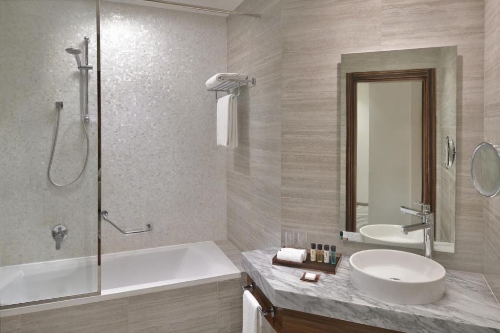 Апартаменты (Пентхаус), Апарт-отель Mövenpick Hotel Apartments Downtown Dubai