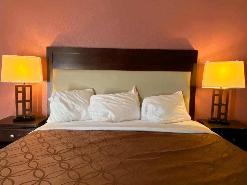 Express Inn photo 2