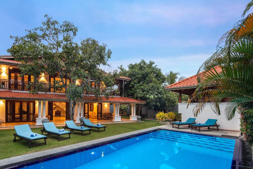 Ballarat Luxury Villa - Hikkaduwa