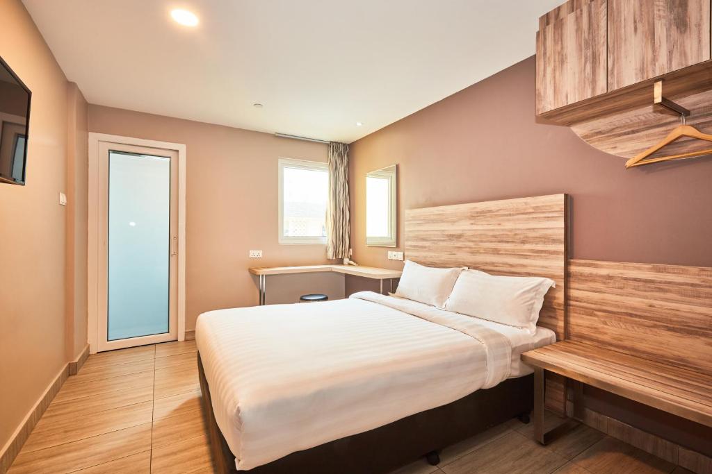 ibis budget Singapore Crystal photo 2