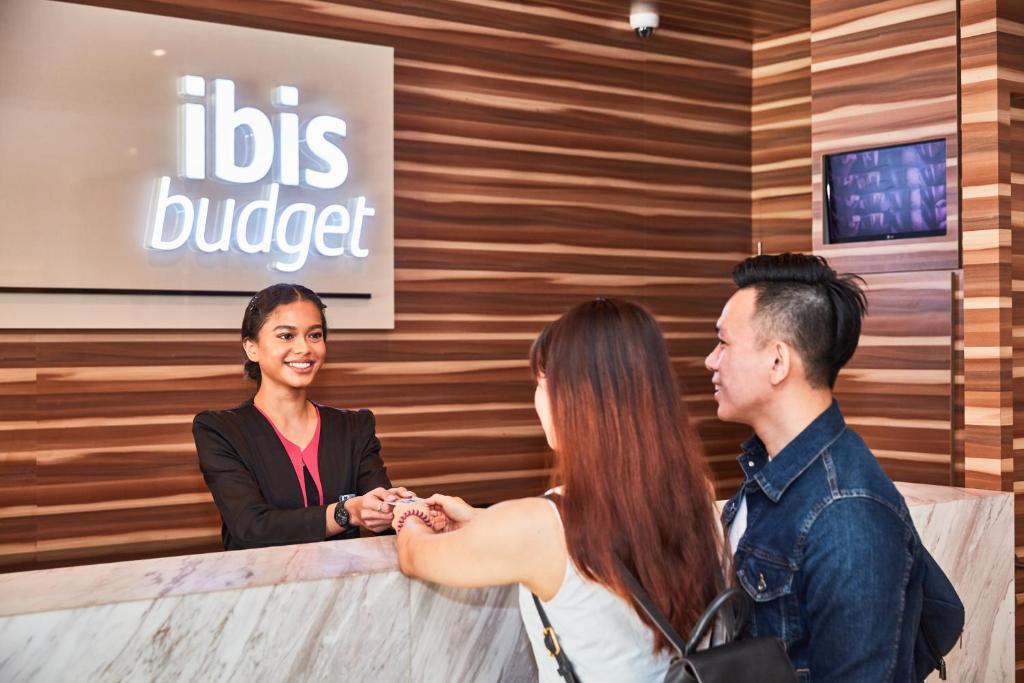 ibis budget Singapore Crystal photo 1