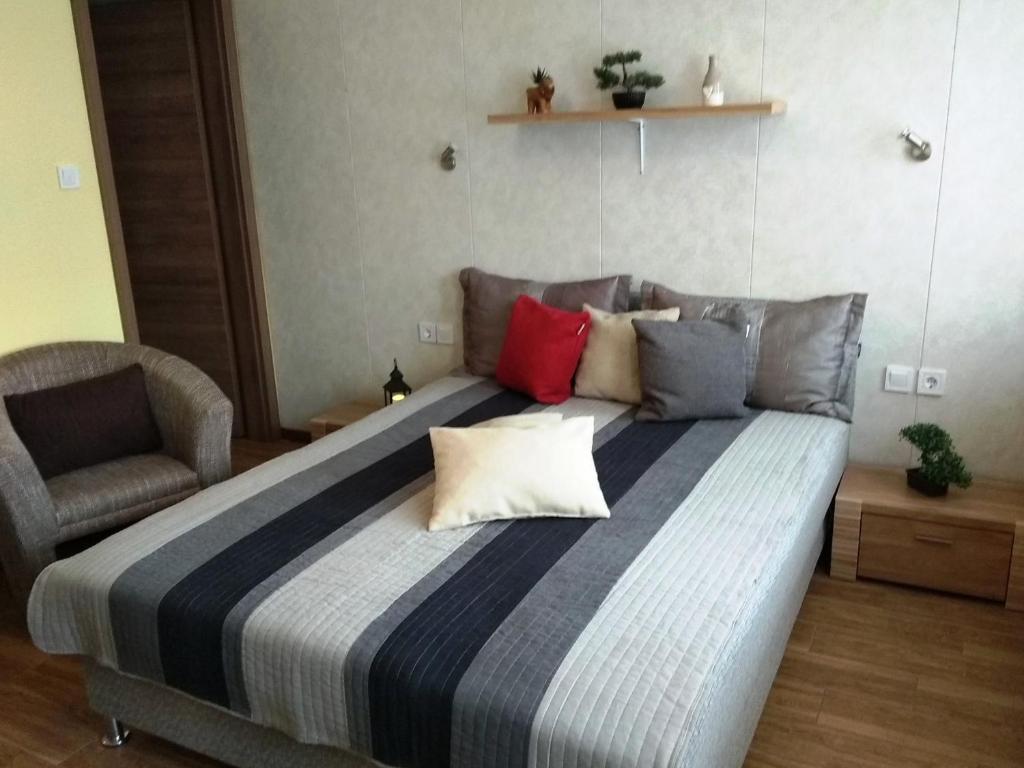 Tulipán Apartman photo 2