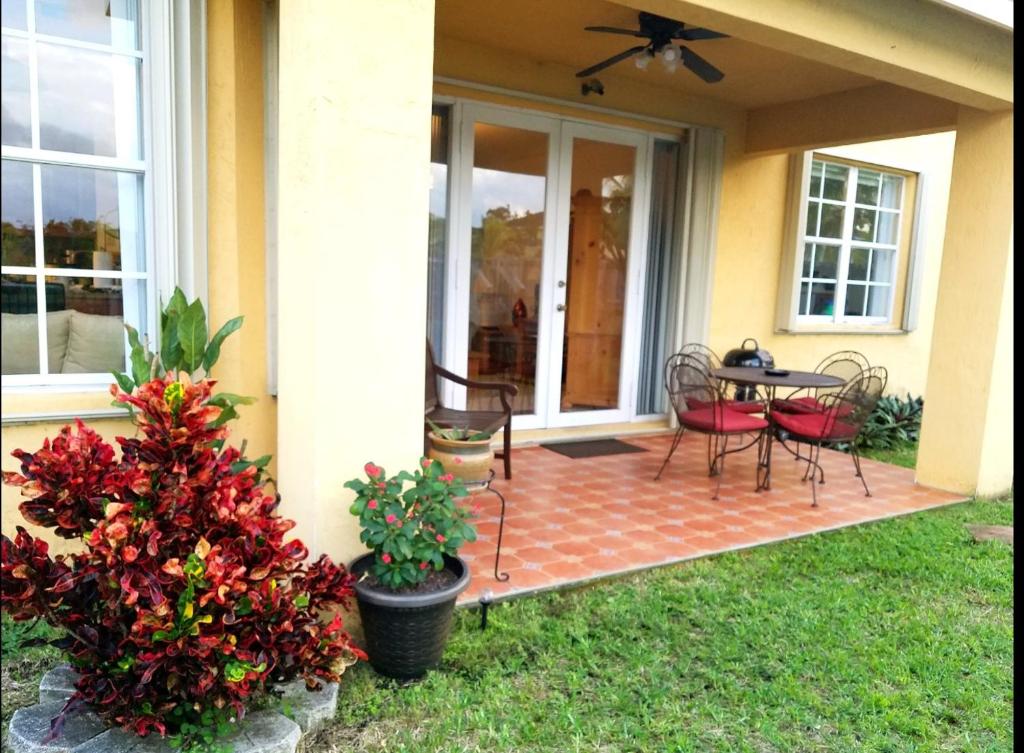 My Florida Lake House photo 2