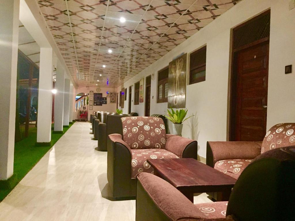 Thisara Guest House