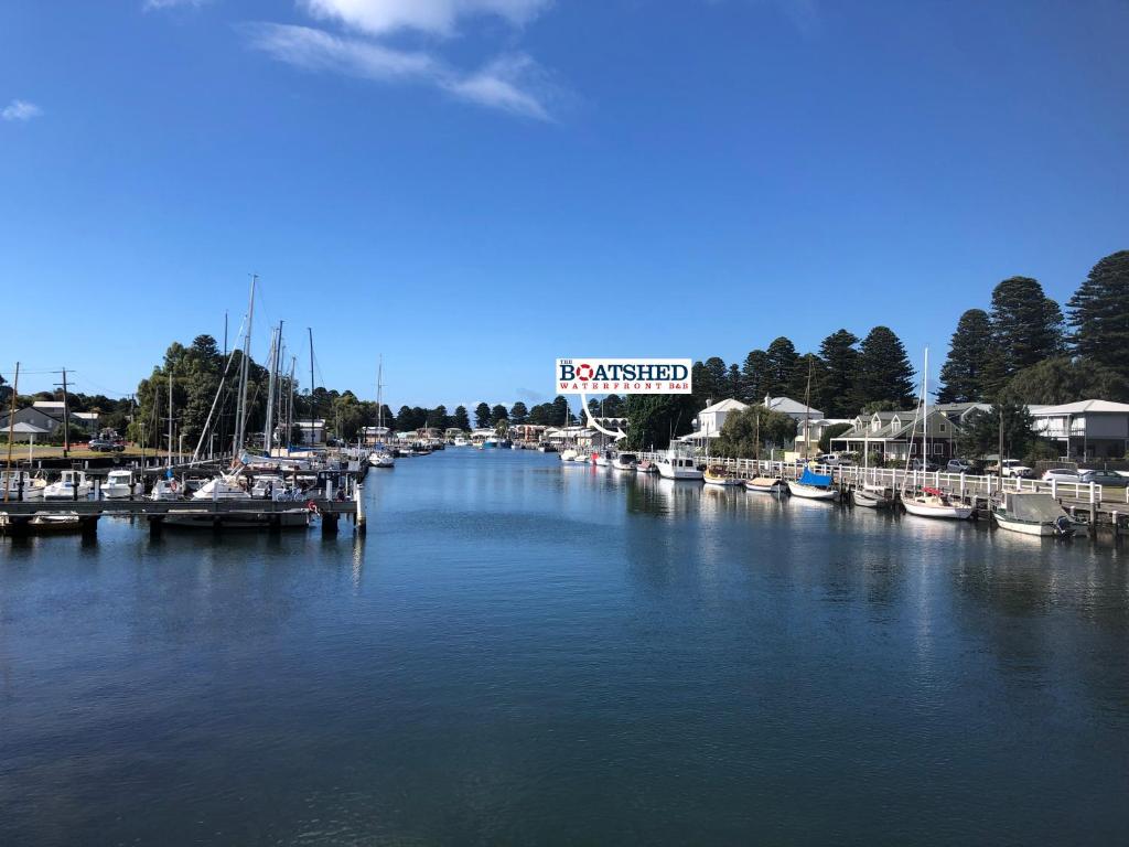 the boatshed waterfront b&b photo 2