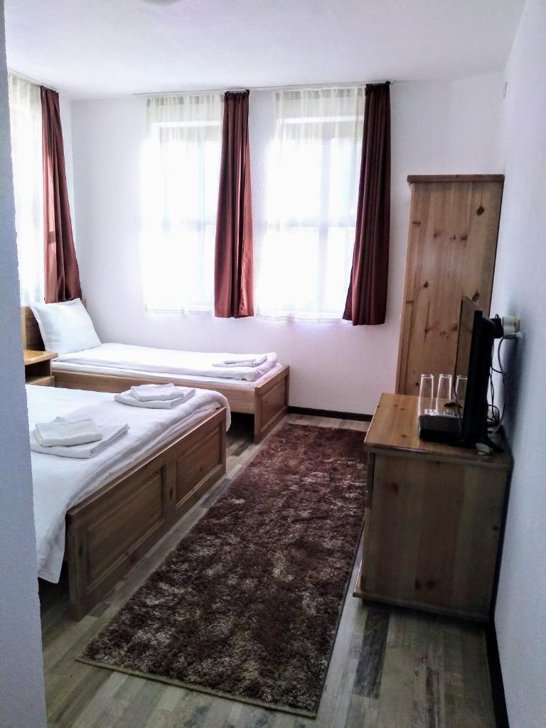 Guesthouse White Margarit photo 4