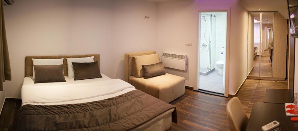 Апартаменты (Современные трехместные апартаменты), Olympic Apartments