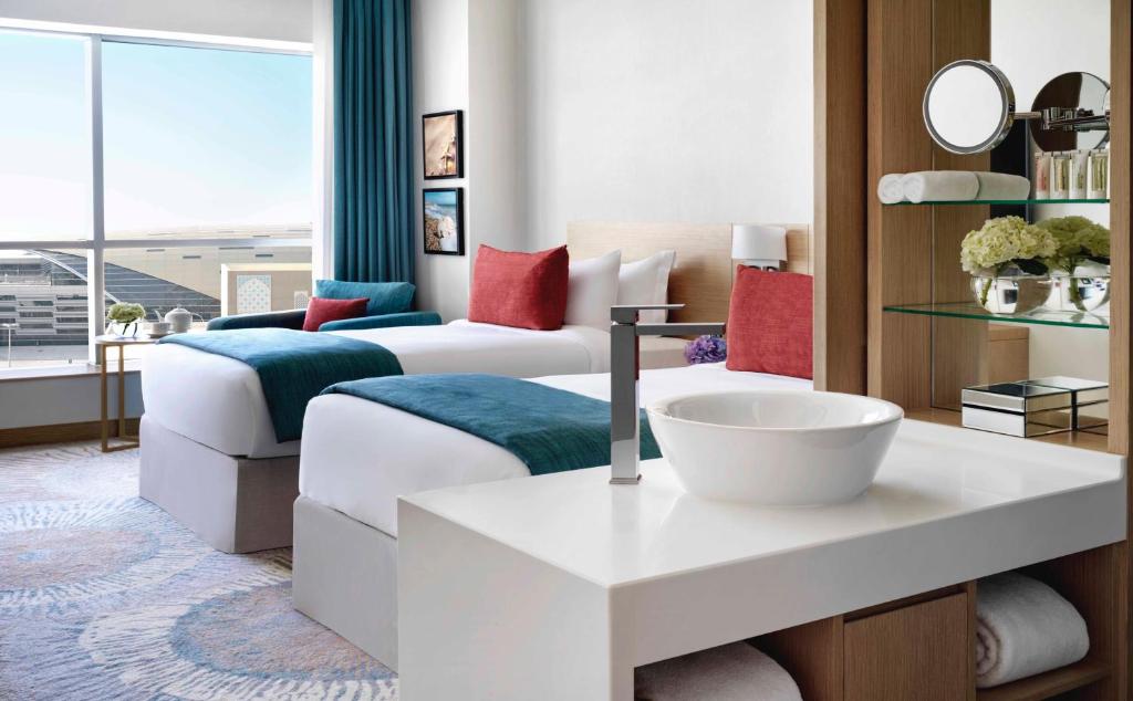 Двухместный (Улучшенный номер AVANI), Отель Avani Ibn Battuta Dubai Hotel