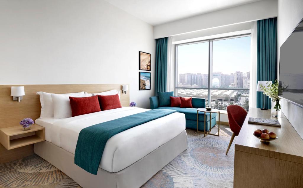 Двухместный (Улучшенный номер AVANI), Отель Avani Ibn Battuta Dubai Hotel