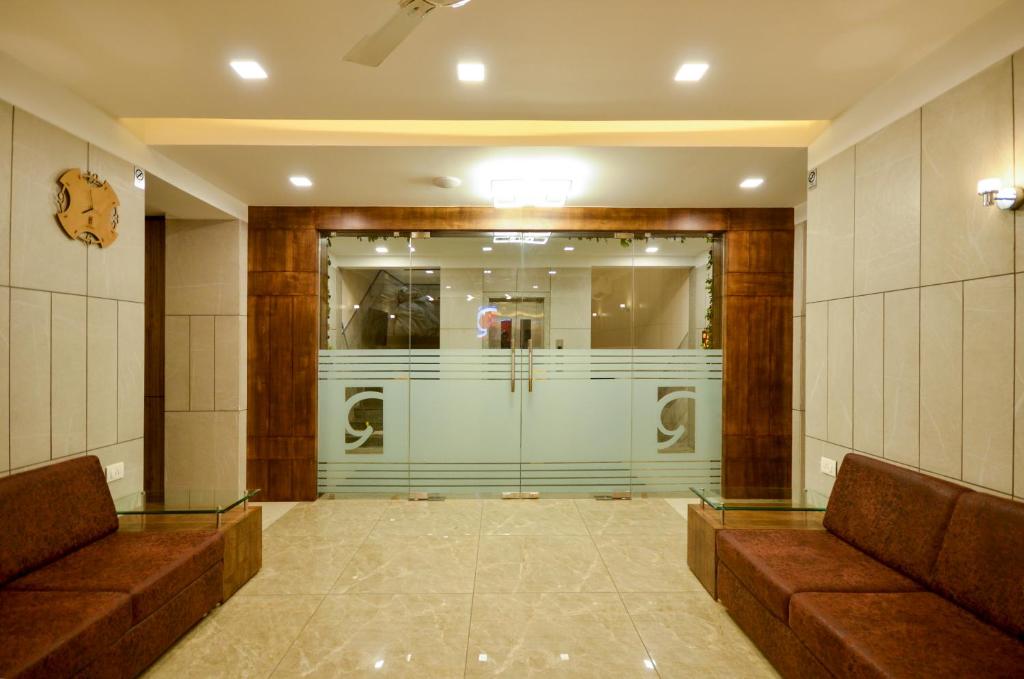 Hotel Repose photo 2