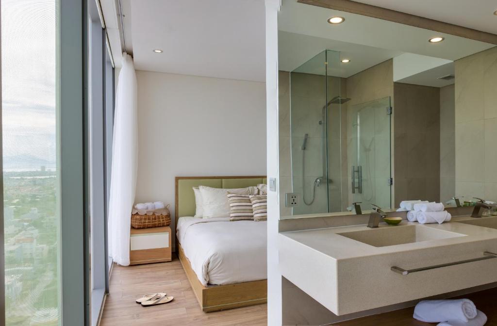 Fusion Suites Danang Beach